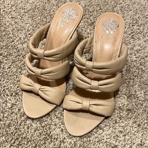 Vince Camuto Cream Bow Detail Mules